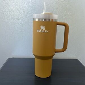 Stanley 30Oz, Lightly Used